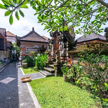 Gatra Ubud Inn Esterno foto