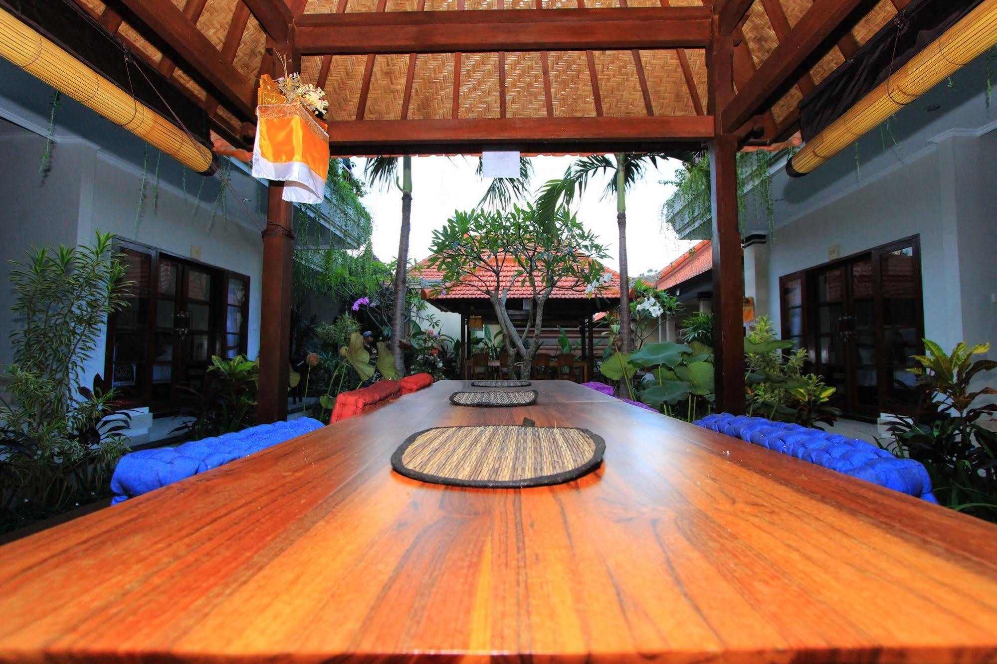 Gatra Ubud Inn Esterno foto