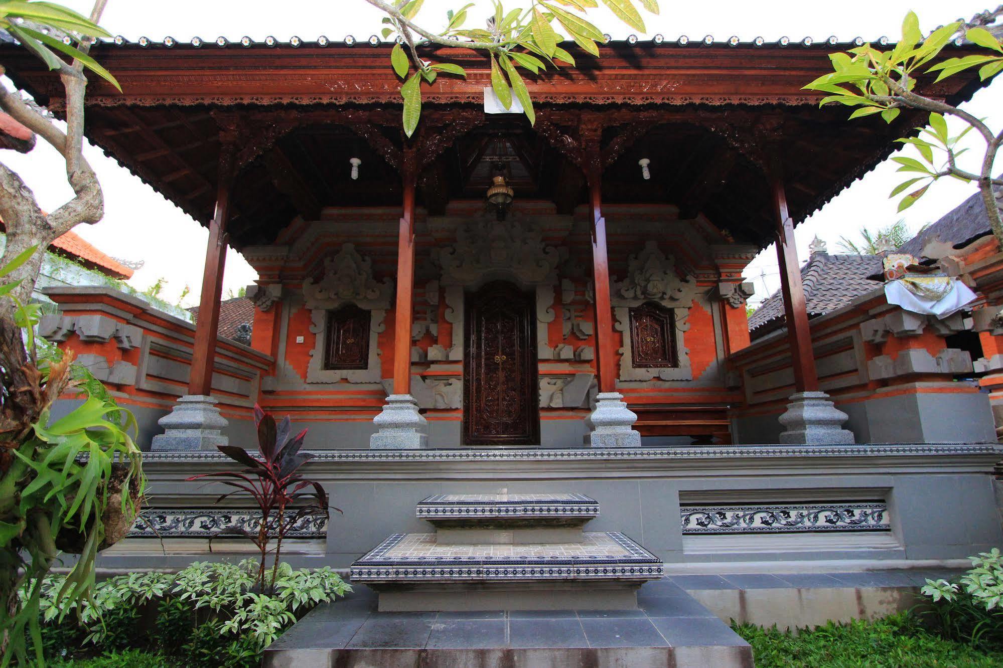 Gatra Ubud Inn Esterno foto